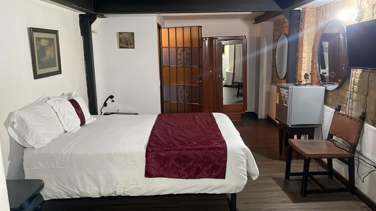 Hotel Casa De La Luz Bogota Bagian luar foto