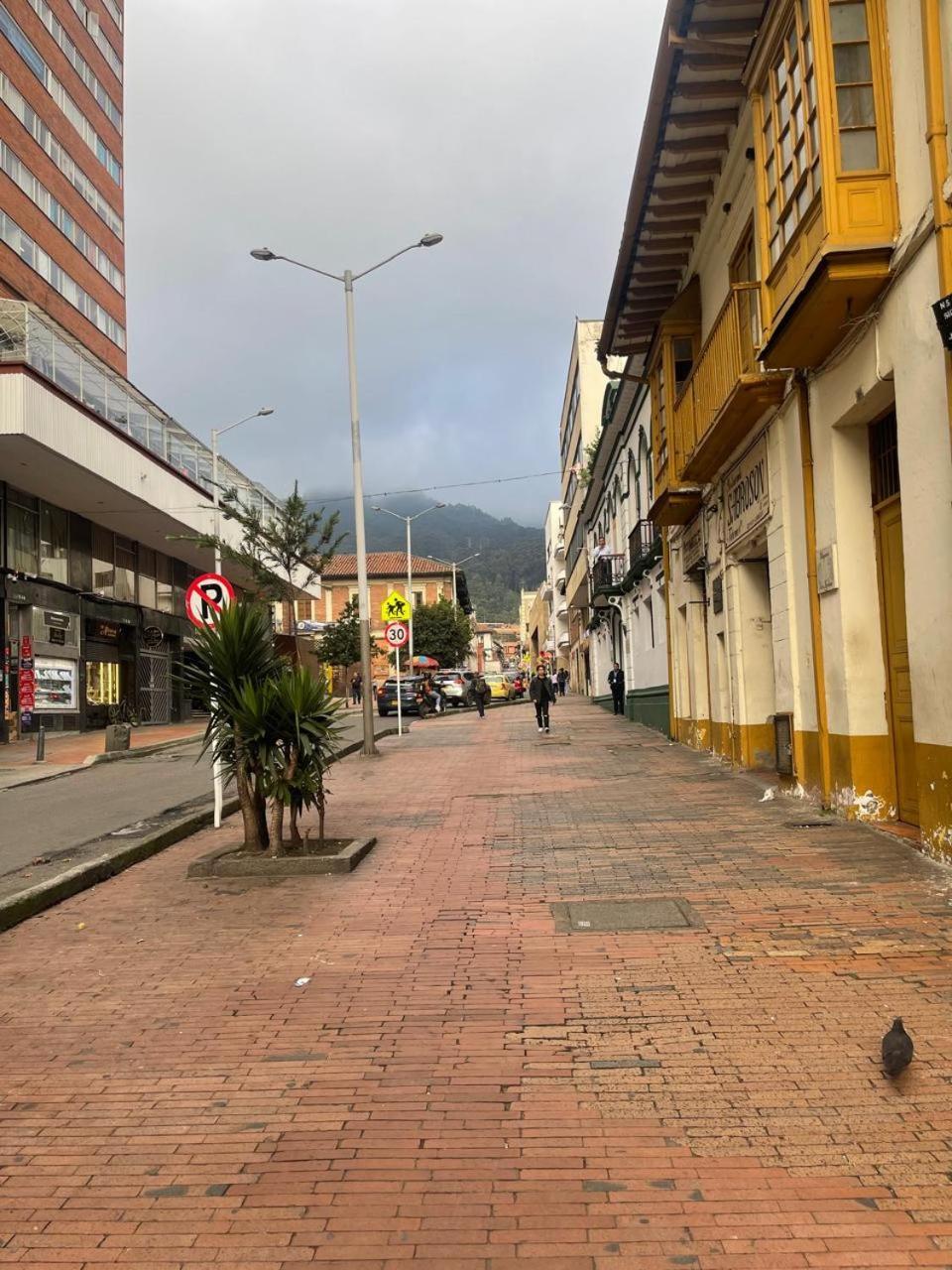 Hotel Casa De La Luz Bogota Bagian luar foto